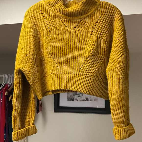 Mustard Cropped Sweater - Picture 6 of 6